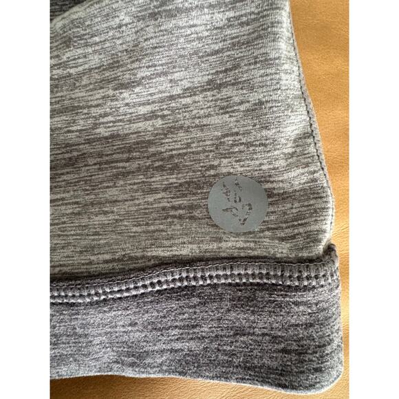 Torrid Active size 1 (14-16) Low Impact Wireless Strappy Back Active Sports Bra - Picture 3 of 4